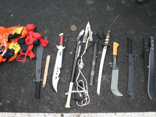 "Turyści" z maczetami na "ustawkę"