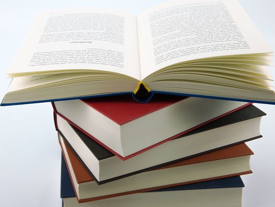 Twarda oprawa czy miękka – jak podjąć właściwą decyzję?