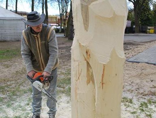 Tworzy dzieła, które żyją. Niezwykła pasja do tworzenia przedmiotów z duszą 