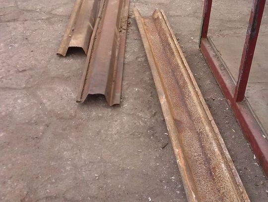 Ucieczka przez rozbite okno