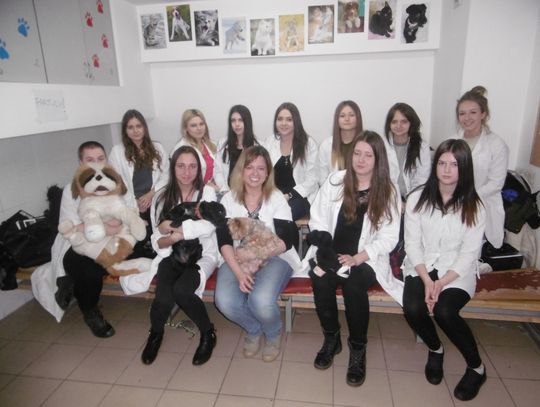 Uczniowie Technikum Weterynarii organizują akcję bezpłatnych badań dla zwierząt