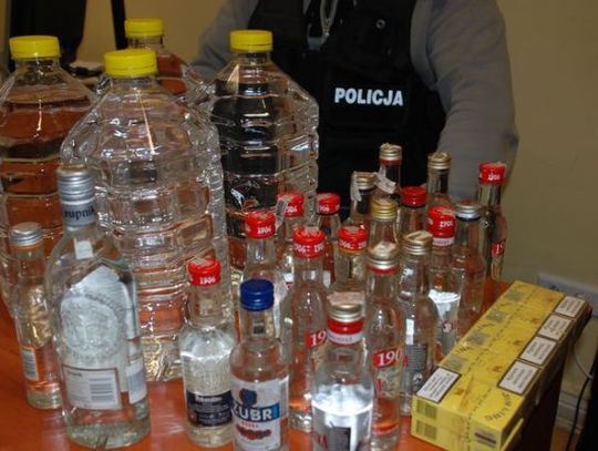 Udaremniono sprzedaż nielegalnego alkoholu