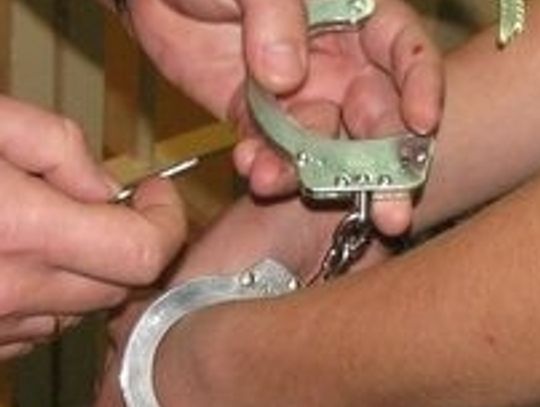 Ukradł 370 litrów paliwa, urządzenia i maszyny