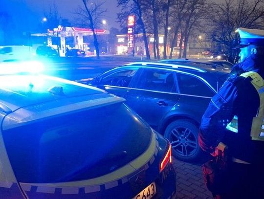 Ukradł auto i pijany wsiadł za kółko