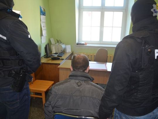 Ukradł auto przewożące niepełnosprawną dziewczynkę