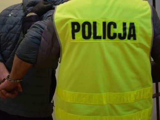 Ukradł portfel z pieniędzmi i dokumentami- został zatrzymany i usłyszał zarzuty