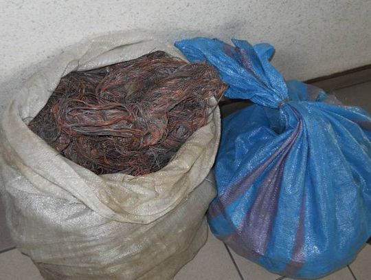 Ukradli 95 metrów kabla telefonicznego za 30 tys. zł!