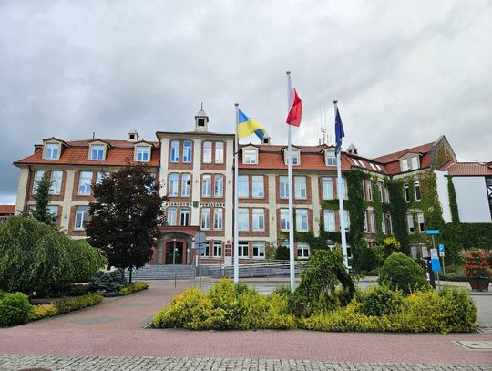 Ukraińska flaga ponownie przed starostwem