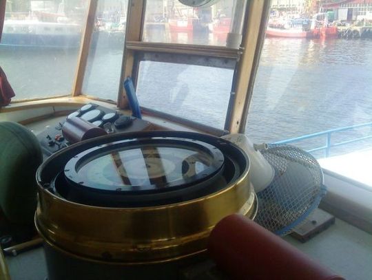 Upijał się spirytusem z kompasów