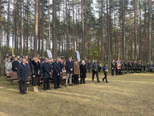 Uroczystości w Lesie Zajączek koło Skórcza