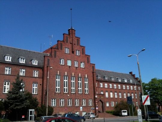 Urzędnicy, prezesi i dyrektorzy chcą być radnymi