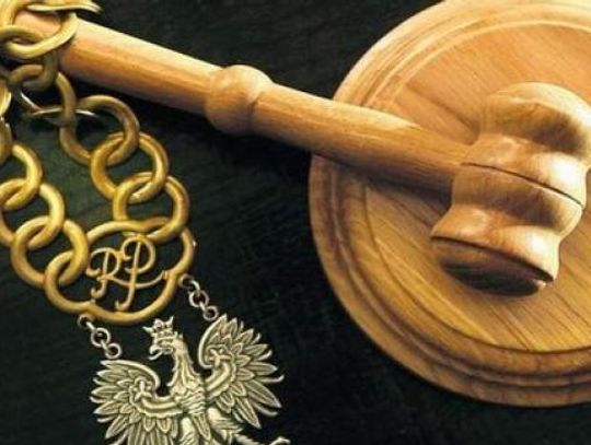 Urzędnicy z zarzutami! Grozi im 5 lat więzienia