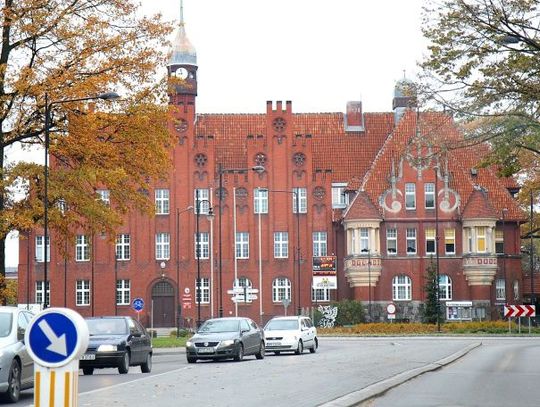 "Urzędnik praworządny" - z kodeksem etycznym w ręku