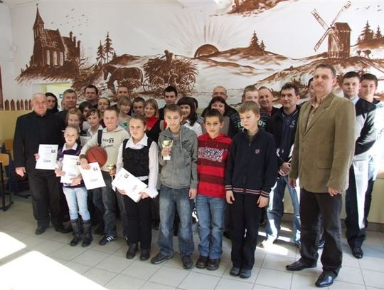 Ustnie i testowo. Jak gasić i ratować - eliminacje Ogólnopolskiego Turnieju Wiedzy Pożarniczej