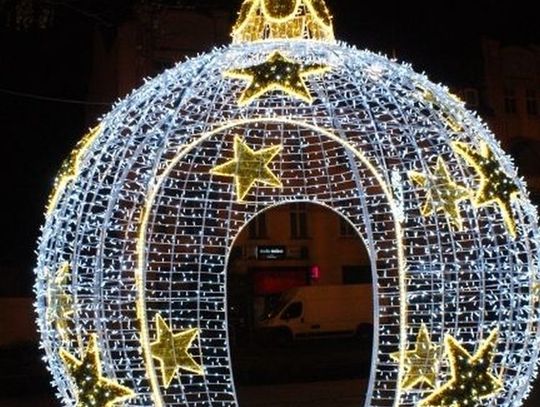 Uszkodził bombkę świąteczną