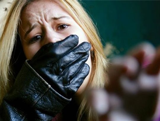 Uwaga na gwałty! Nie narażaj się na niebezpieczeństwo. Ochroń siebie i swoich bliskich