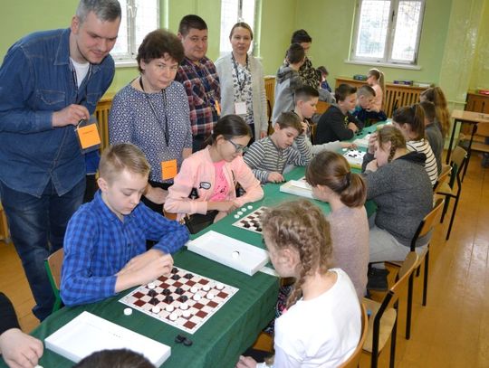 VI Międzyszkolny Turniej Gry w Warcaby o  Puchar Wójta Gminy Suchy Dąb