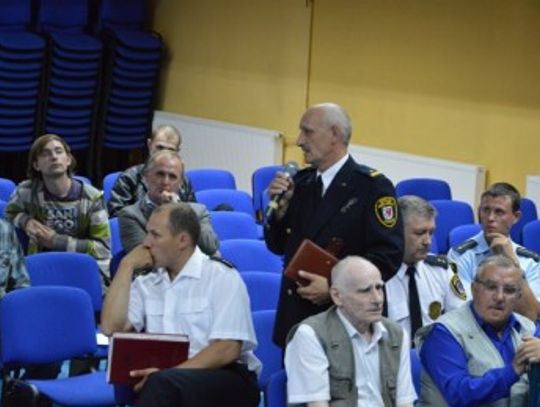 W Gimnazjum nr 1 debatowali na temat bezpieczeństwa