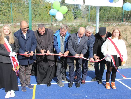 W gminie Bobowo powstały dwa nowe boiska. Są już otwarte!