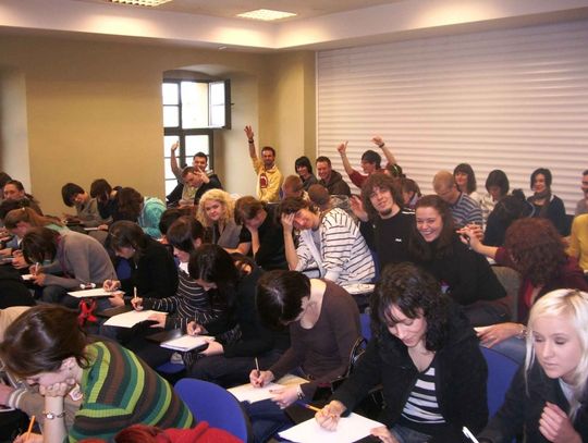 W GWSH dodatkowy nabór na bezpłatne studia w semestrze zimowym!