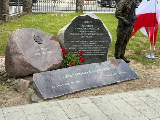 W Lubichowie odsłonięto odrestaurowany pomnik Żołnierzy Armii Krajowej W Lubichowie odsłonięto odrestaurowany pomnik Żołnierzy Armii Krajowej