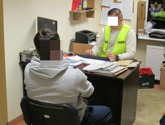 W nocy zatrzymano kierowcę Hondy z narkotykami