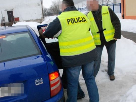 W pogoni za bandziorami w kominiarkach