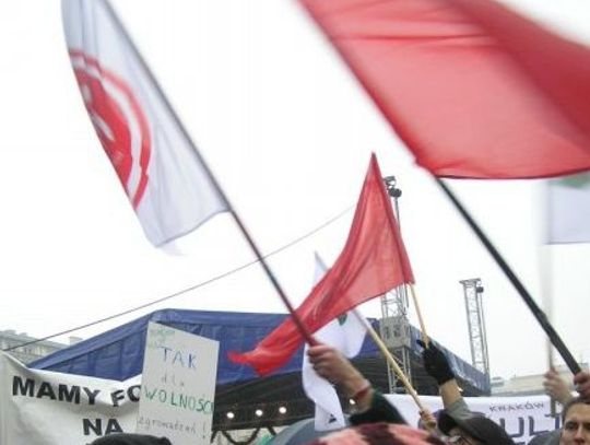 W sprawie obrony wolności mediów i zagrożenia dla demokracji