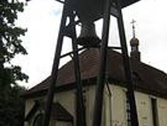 W środku nocy dzwony w cerkwii 