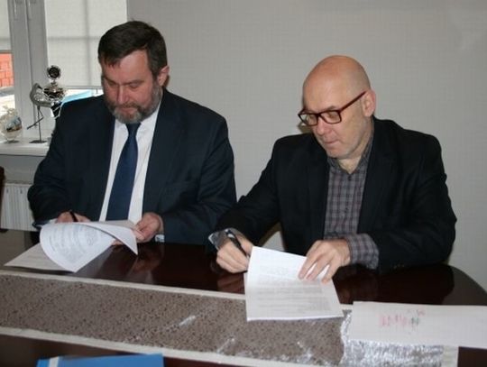 W Tczewie podpisano umowę na budowę stadionu.