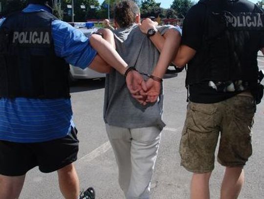 W zemście siekierą zadźgali na śmierć mężczyznę