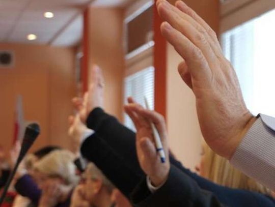 Wakacyjna sesja w powiecie