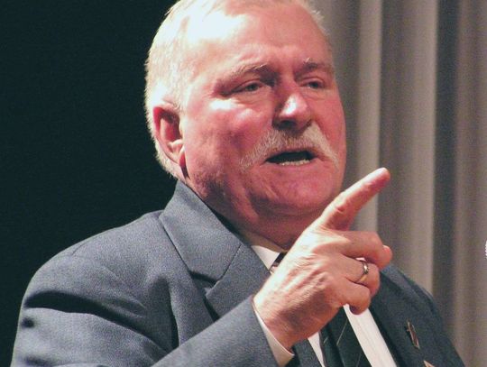 Wałęsa przegrał z Czarneckim - musi przeprosić posła PiS