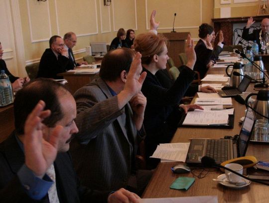 Wątpliwe oszczędności - zakup laptopów dla radnych to koszt ok. 30 tys. zł