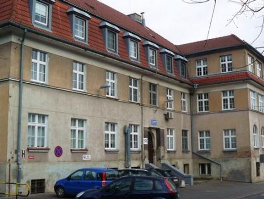 Ważą się losy lecznicy. Wyjściem gigantyczny kredyt? 