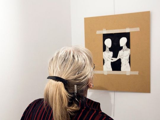 Wernisaż wystawy rysunku Stanisława Czombera