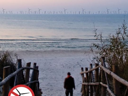 Wiatraki na Bałtyku - księżycowy krajobraz