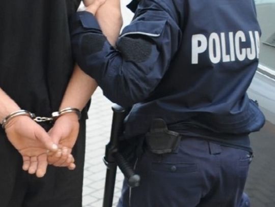 Wiązali, przypalali żelazkiem i kradli? 35 poszkodowanych osób i dwie firmy