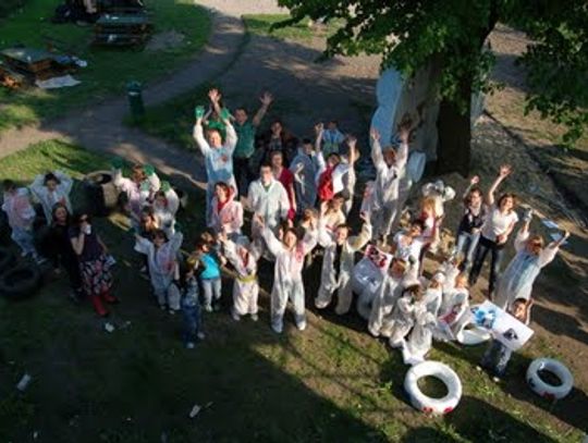 Więcej słońca w dzielnicy! 17 tysięcy słoneczników