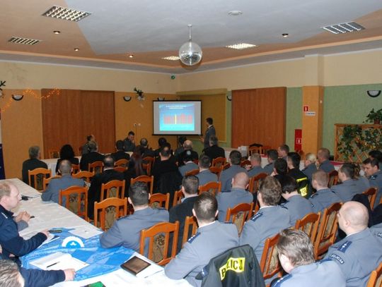 Więcej wypadków, ale mniej ofiar