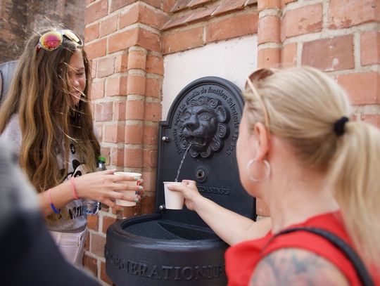 Więcej zdrojów, mniej plastikowych butelek w mieście. 30. gdański zdrój już otwarty.