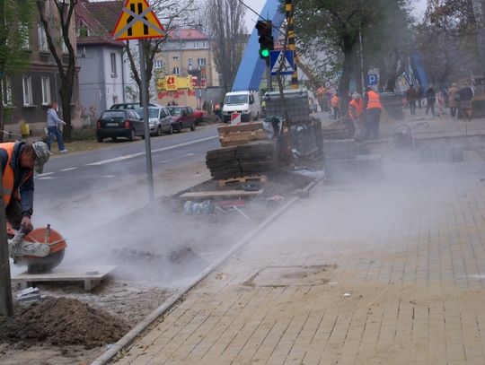 Wiele tczewskich chodników „woła” o remont. Za mało pieniędzy, za dużo potrzeb