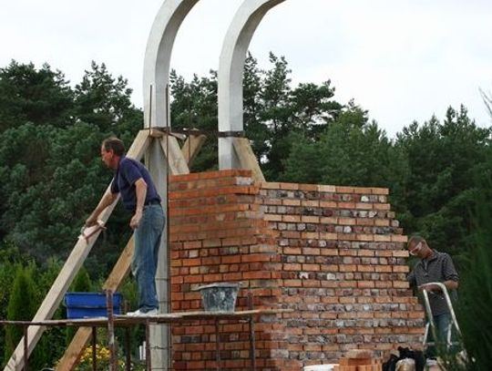 Więźniowie stalagu będą mieli pamiątkowy obelisku