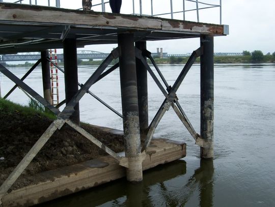 Wisła wciąż niełaskawa. Skutki zimy widać... latem