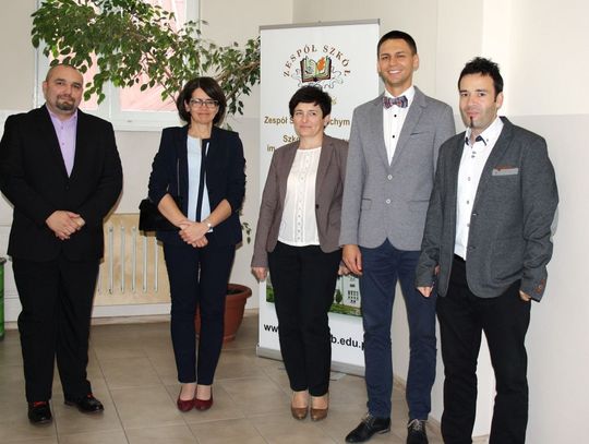 Wizyta Minister Cyfryzacji Anny Streżyńskiej w Zespole Szkół w Suchym Dębie