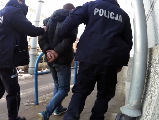 Włamał się do odkurzacza