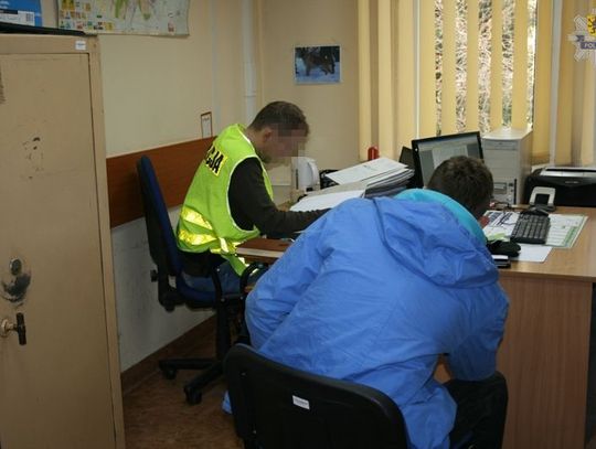 Włamy do 10 aut - po akcesoria