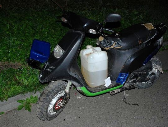 Włamywali się do samochodów i kradli paliwo