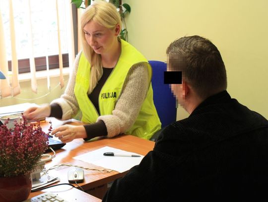 Właściciel sklepu internetowego wyłudził kilka tysięcy złotych