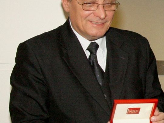 Wniosek IPN do sądu. Tajny współpracownik o pseudonimie "Lek". Prof. Ceynowa zaprzecza.